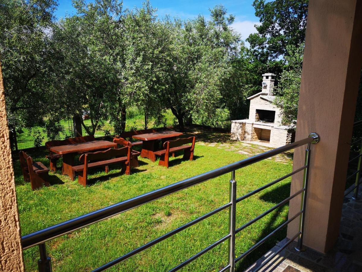 Villa Lili Пула Экстерьер фото